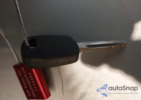 1999 Ford F-150 Lariat/Xl/Xlt from USA, damaged, VIN 2FTRX08L4XCA36536